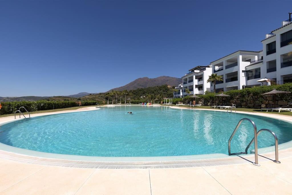 Appartement Luxurious At Hills With Stunning Views Estepona