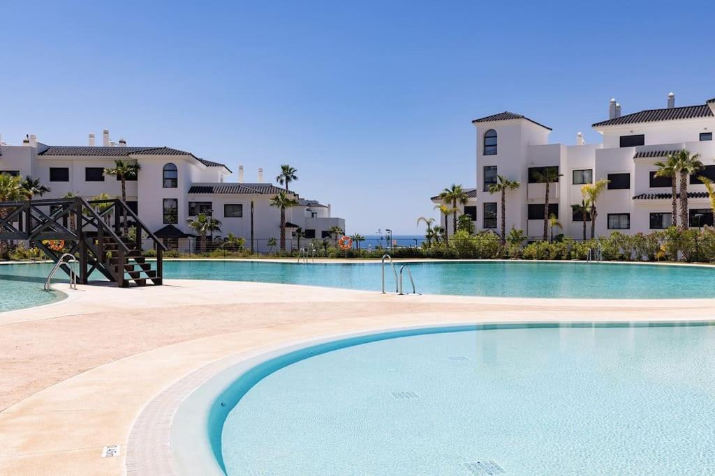 Luxurious At Hills With Stunning Views Appartement Estepona