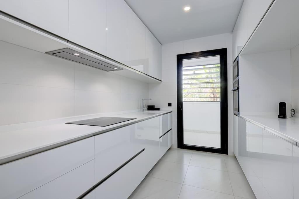 Luxurious At Hills With Stunning Views Appartement
