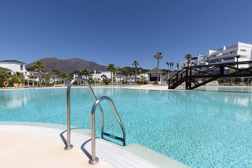 Luxurious At Hills With Stunning Views Appartement Estepona